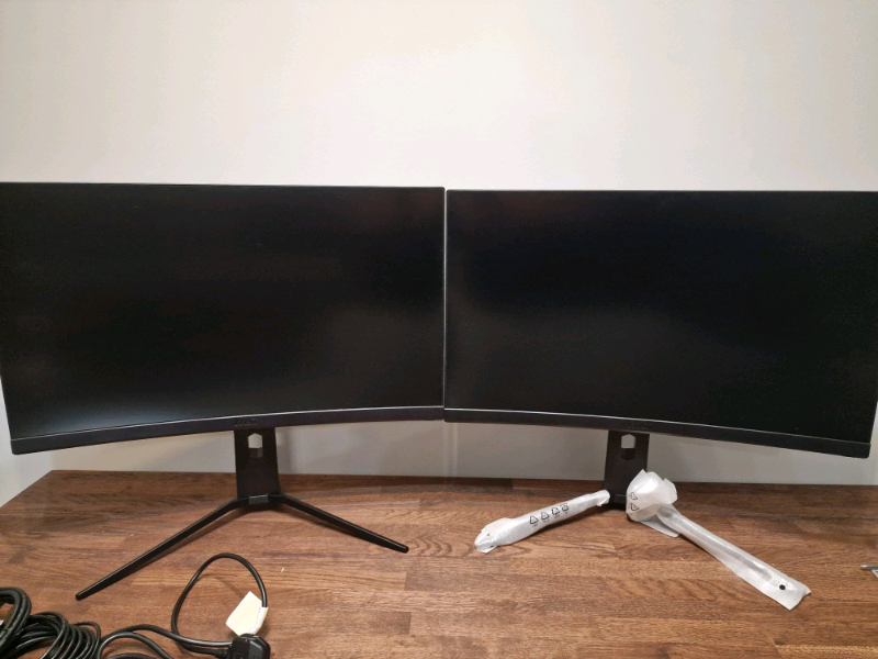 2 x MSI Optix MAG271CQR WQHD 2560x1440p 